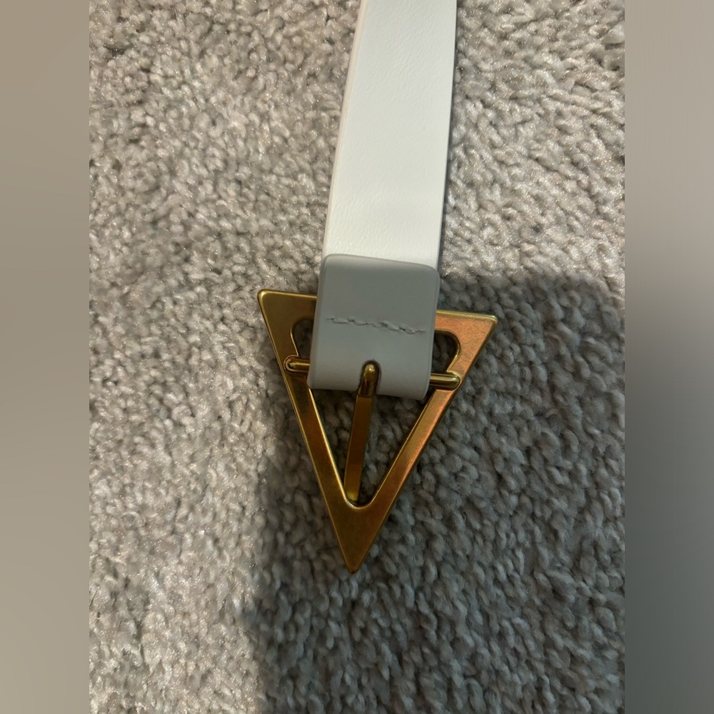 Bottega Veneta
Women's Triangle Buckle Leather Belt